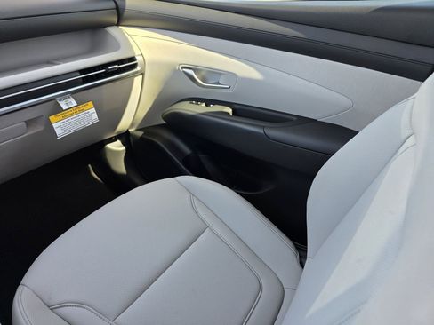 New 2026 Hyundai Tucson SEL image 14