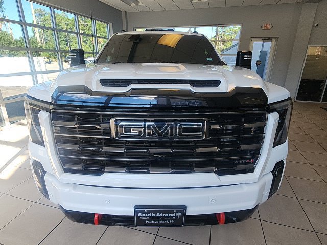 Used 2024 GMC Sierra 2500 AT4 w/ AT4 Premium Plus Package AWD/4WD image 4