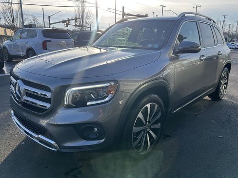 Certified 2022 Mercedes-Benz GLB 250 4MATIC image 3