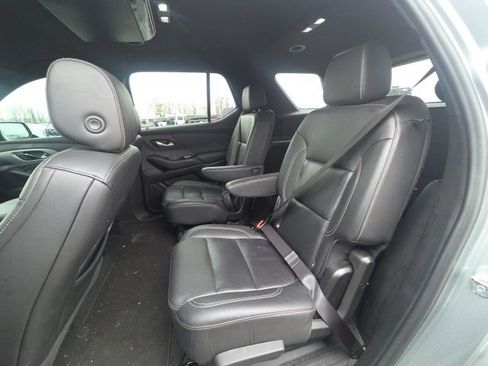 Used 2023 Chevrolet Traverse LT FWD image 20