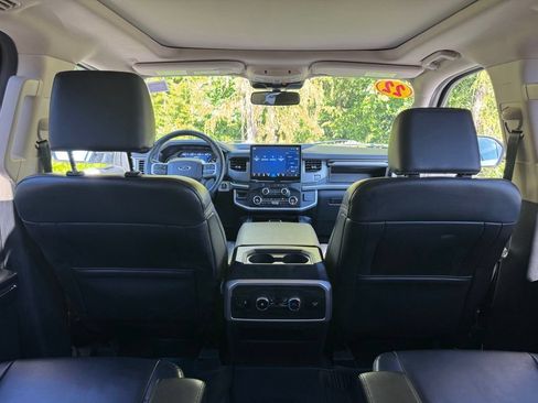 Used 2022 Ford Expedition XLT AWD/4WD image 19