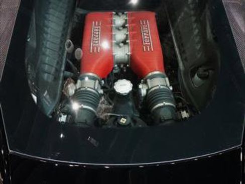 Used 2011 Ferrari 458 Italia Coupe image 10