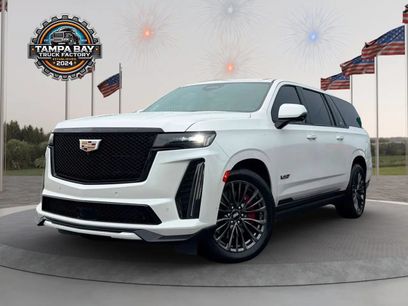 Used 2023 Cadillac Escalade ESV V