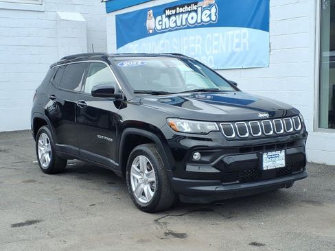 Used 2022 Jeep Compass Latitude AWD/4WD image 1