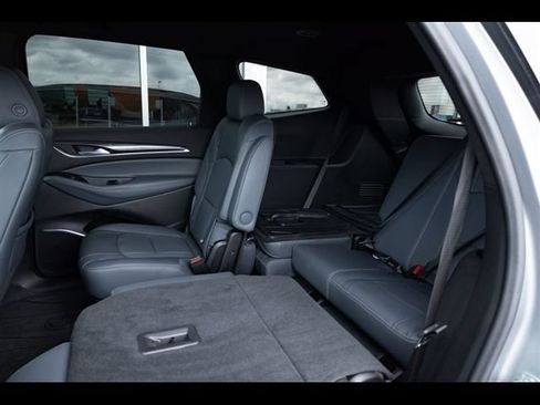 Used 2023 Buick Enclave Essence w/ Sport Touring Edition FWD image 19