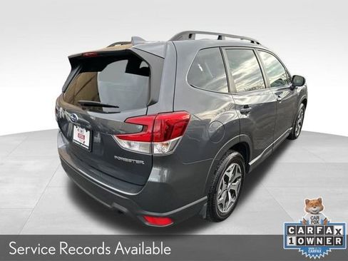 Certified 2023 Subaru Forester Premium image 8