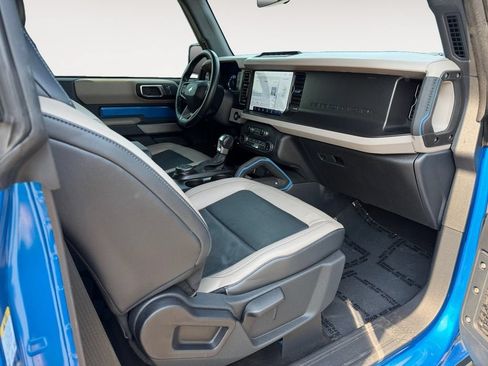 Used 2022 Ford Bronco Wildtrak AWD/4WD image 26