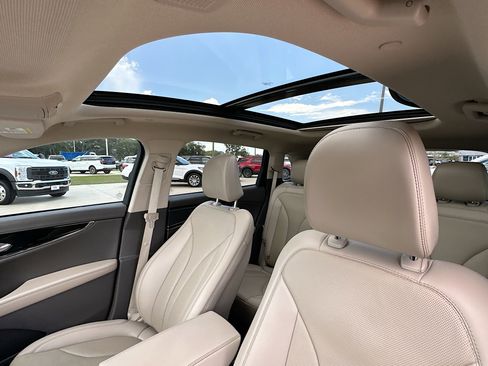 Used 2023 Lincoln Nautilus Reserve FWD image 22