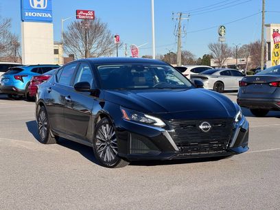 Used 2023 Nissan Altima 2.5 SV