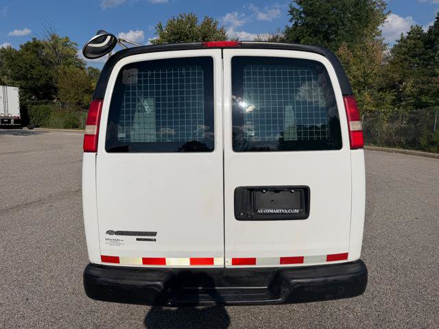 Used 2015 Chevrolet Express 2500 RWD image 41
