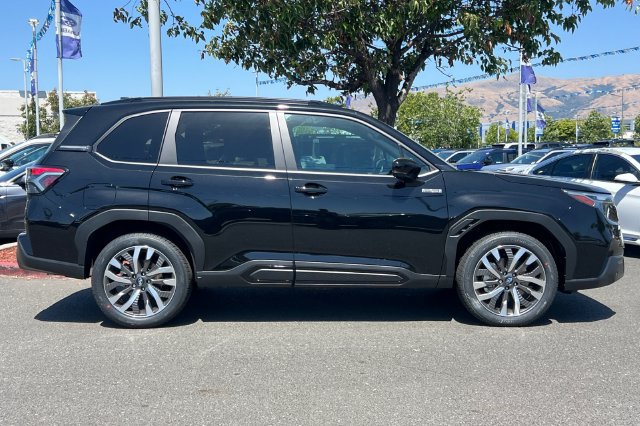 New 2026 Subaru Forester Touring AWD/4WD image 3