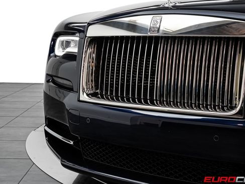 Used 2017 Rolls-Royce Dawn RWD image 14