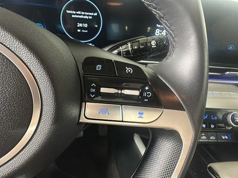 Certified 2023 Hyundai Elantra Limited FWD image 19
