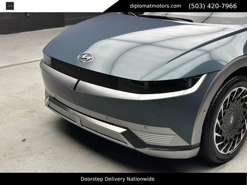 Used 2024 Hyundai Ioniq 5 Limited image 13