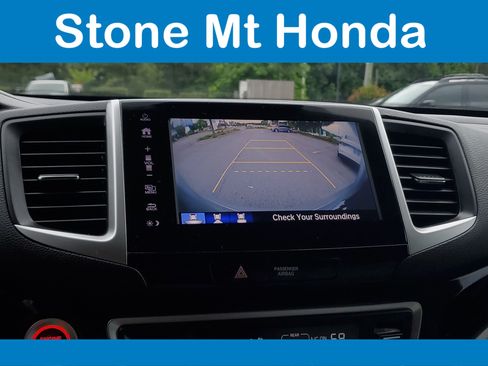 Used 2017 Honda Pilot Touring image 29