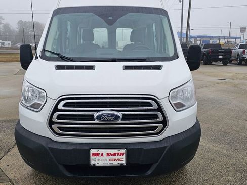 Used 2018 Ford Transit 350 XLT image 2