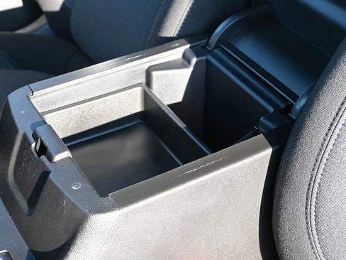 Used 2023 Chevrolet Traverse LT w/ Midnight/Sport Edition image 25