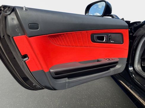 Used 2018 Mercedes-Benz AMG GT C image 11