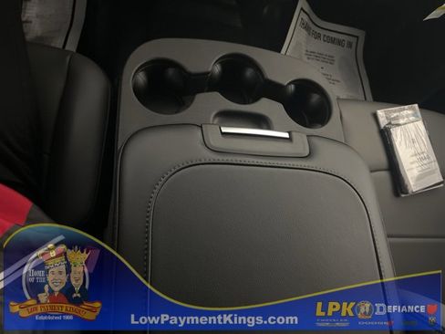 Used 2025 RAM 2500 Tradesman w/ Chrome Appearance Group image 20