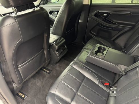 Used 2020 Land Rover Range Rover Evoque S AWD/4WD image 17