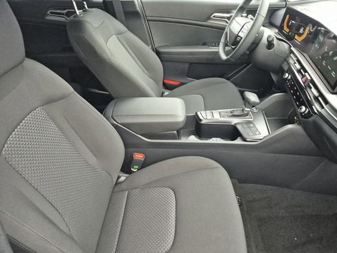 New 2026 Kia Sportage LX image 15