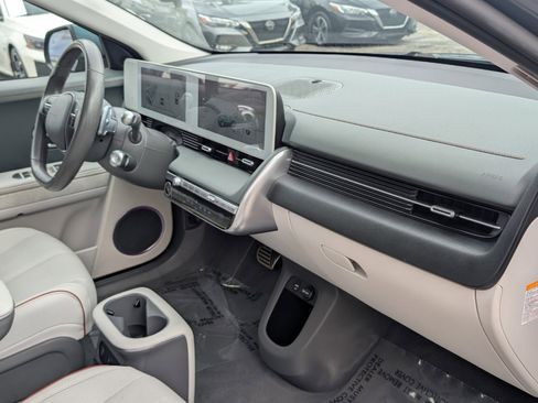Used 2022 Hyundai Ioniq 5 SEL image 16