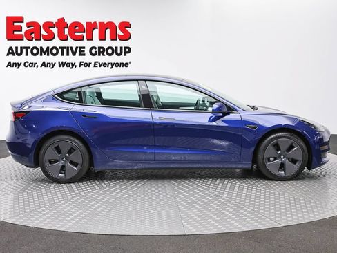 Used 2023 Tesla Model 3 Standard Range RWD image 4