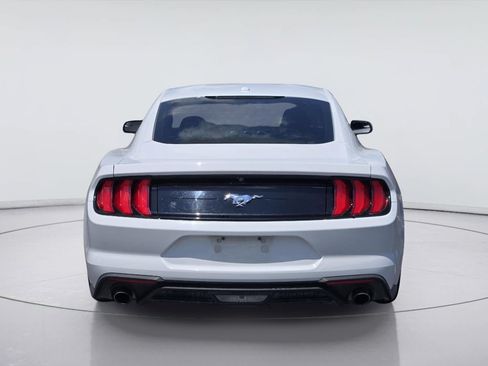 Used 2019 Ford Mustang Coupe RWD image 7