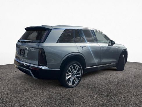 New 2026 Cadillac Vistiq Luxury image 3