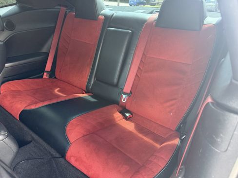 Used 2015 Dodge Challenger SRT w/ Technology Group RWD image 21