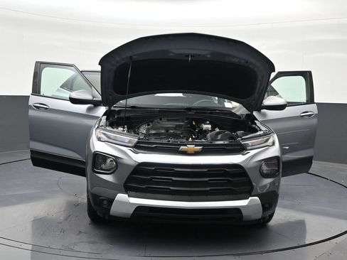 Used 2023 Chevrolet TrailBlazer LT FWD image 41