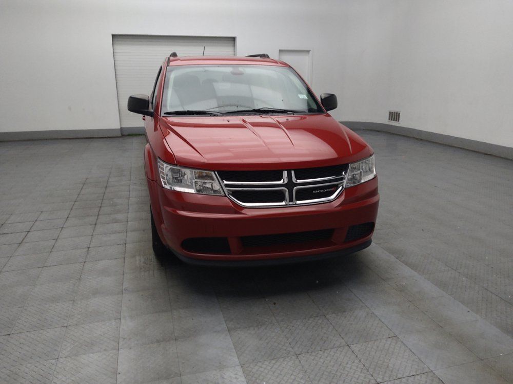 Used 2020 Dodge Journey SE w/ SE Popular Equipment Group FWD image 14