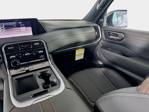 New 2026 Nissan Armada SL image 25