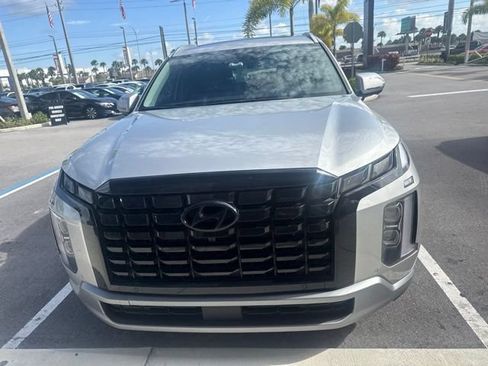 Used 2025 Hyundai Palisade SEL AWD/4WD image 2