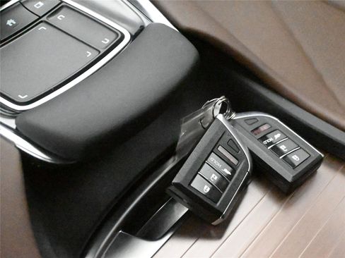 Certified 2022 Acura RDX AWD w/ Technology Package image 5