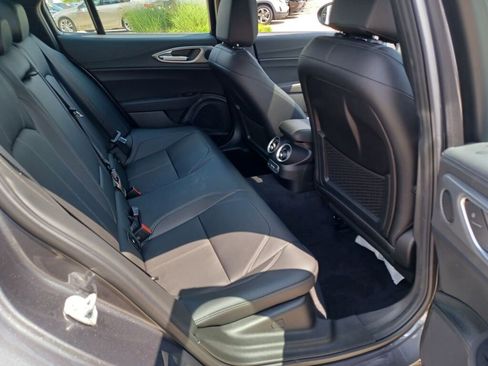 Used 2024 Alfa Romeo Giulia Ti image 9