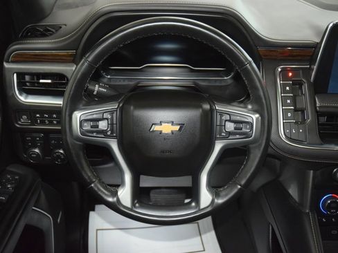 Used 2023 Chevrolet Tahoe Premier AWD/4WD image 35