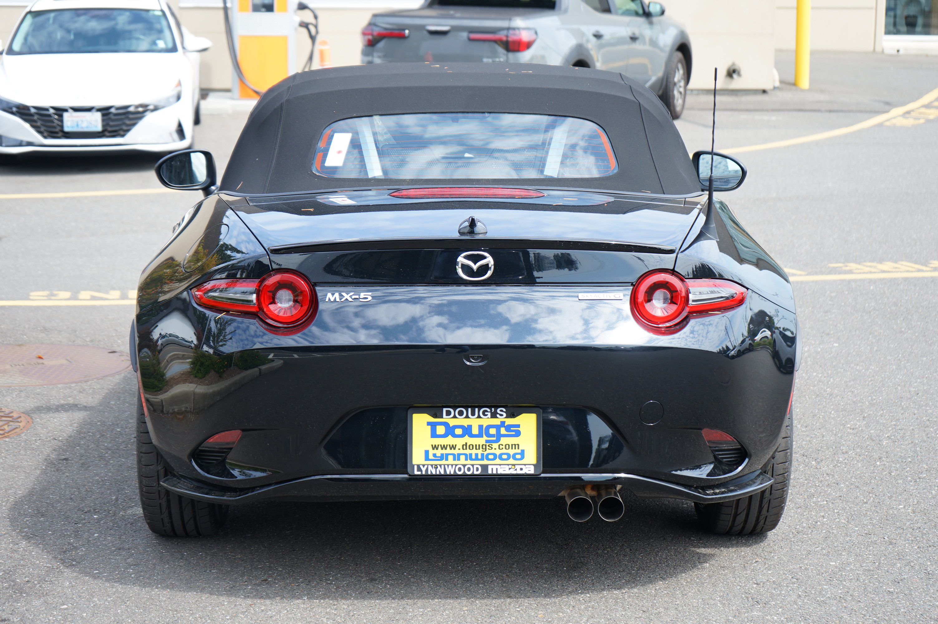New 2026 MAZDA MX-5 Miata Club w/ Brembo/BBS/Recaro Package RWD image 4