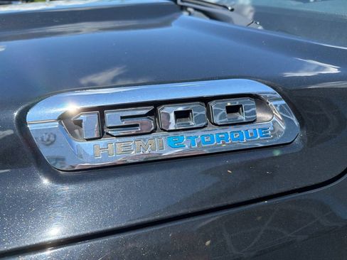 Used 2023 RAM 1500 Laramie AWD/4WD image 32