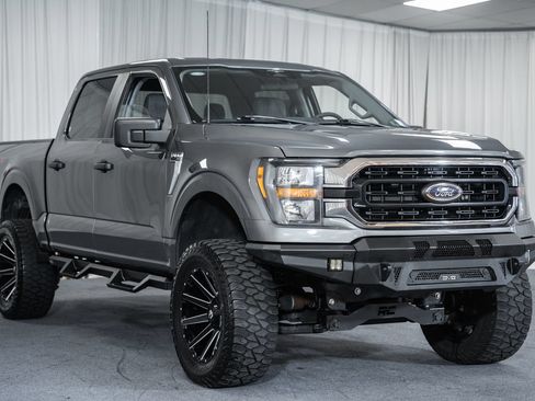 Used 2023 Ford F150 XLT AWD/4WD image 1