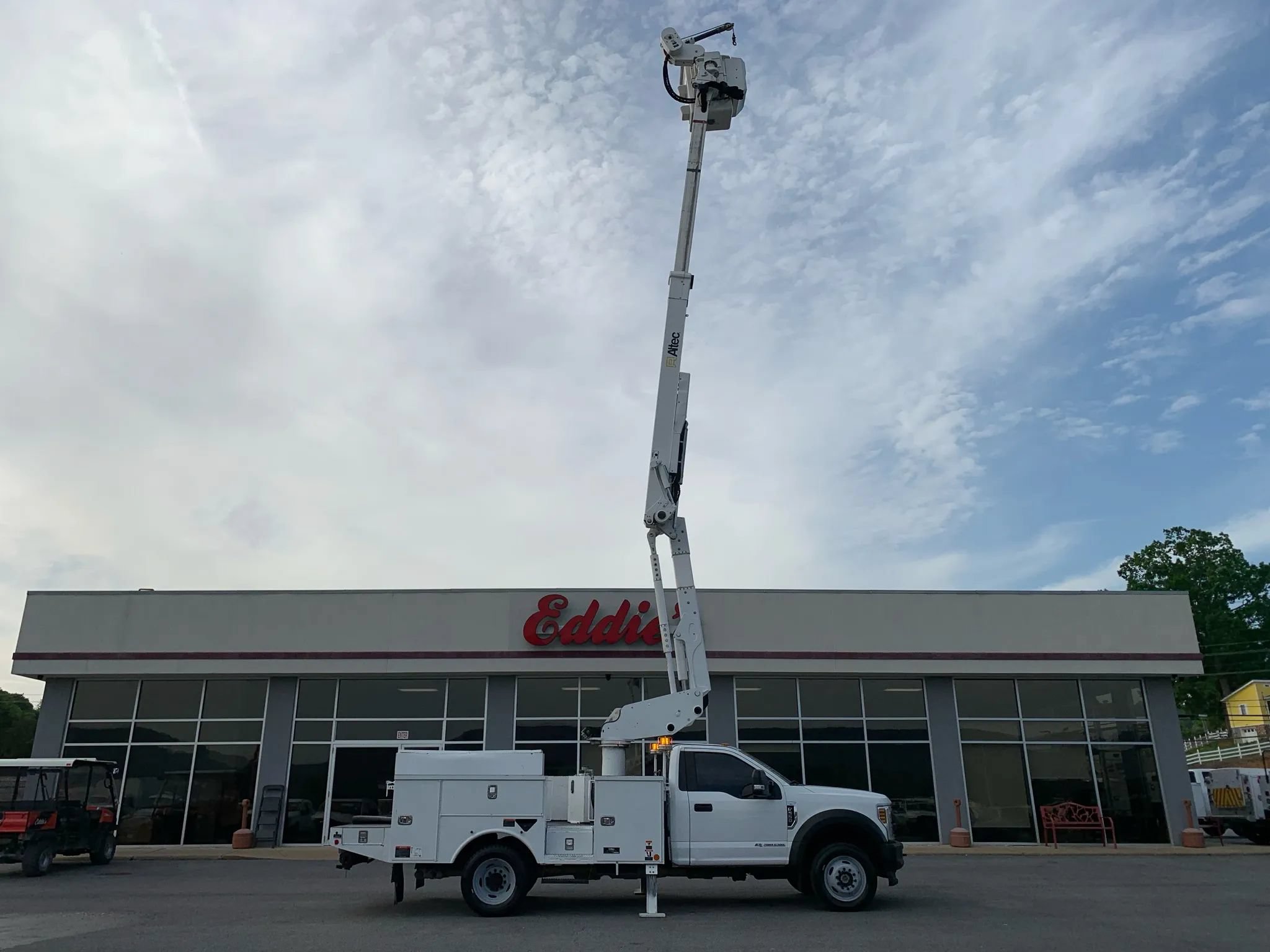 Used 2019 Ford F550 4x4 Regular Cab Super Duty image 53