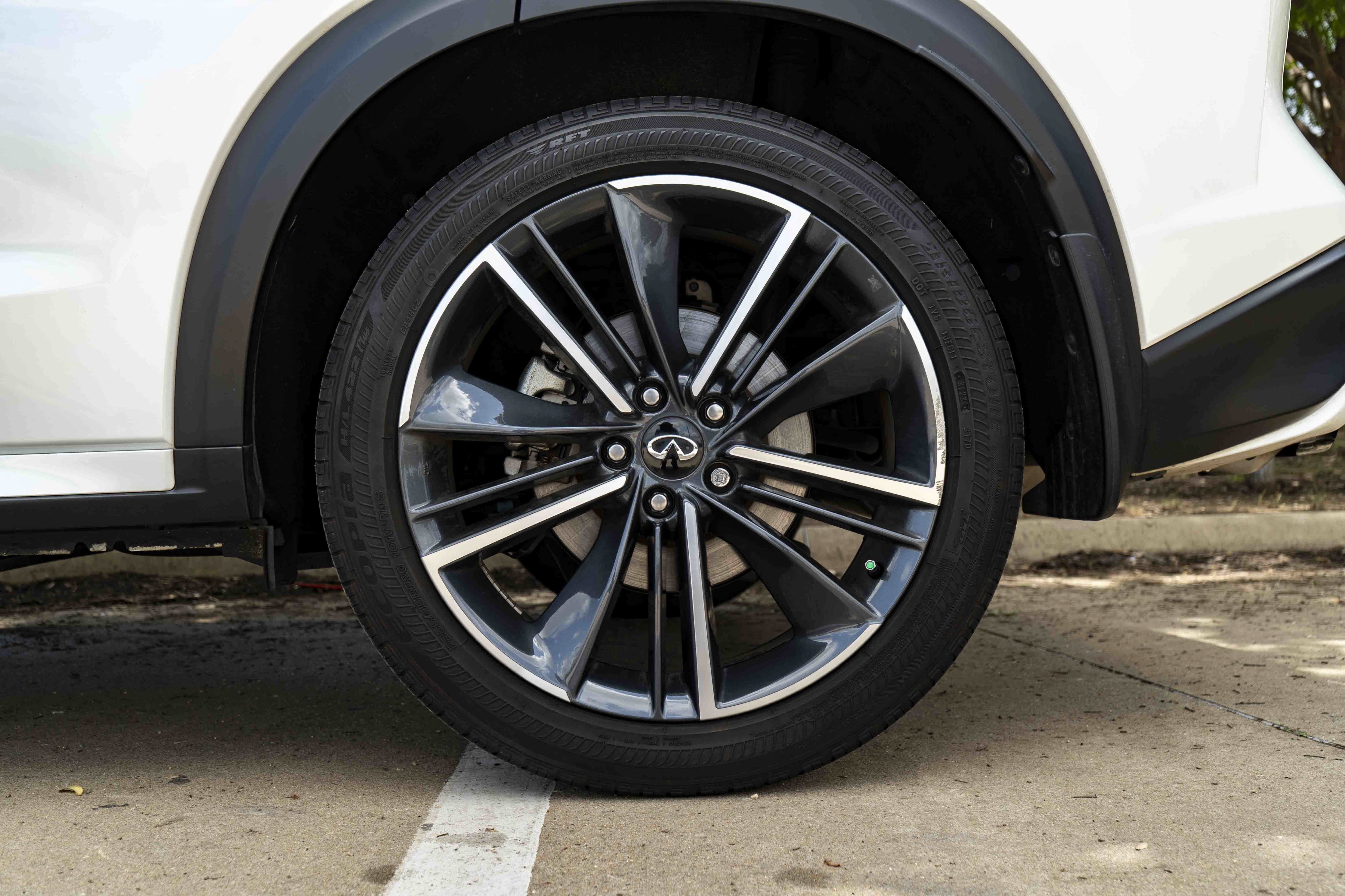 Used 2024 INFINITI QX50 Sport AWD/4WD image 14