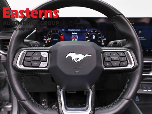 Used 2025 Ford Mustang Premium RWD image 10