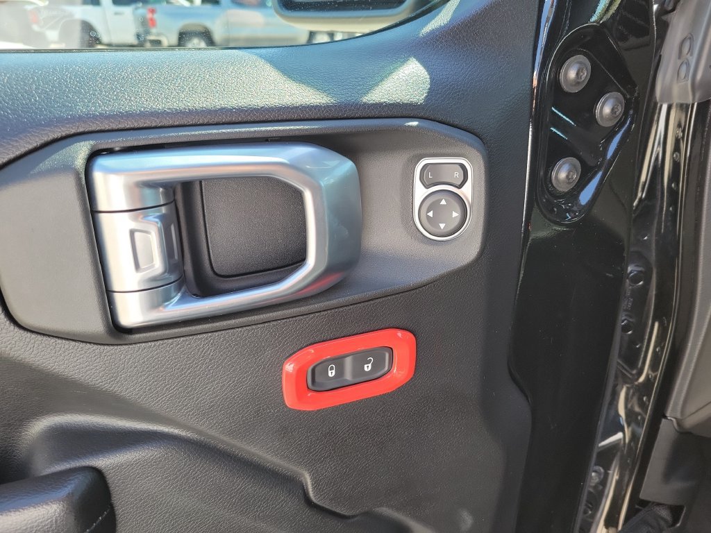 Used 2021 Jeep Wrangler Unlimited Sport AWD/4WD image 13