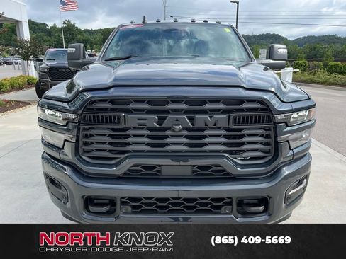 New 2026 RAM 3500 Big Horn AWD/4WD image 30