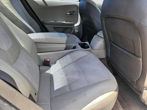 Used 2015 Chevrolet Volt Premium w/ Premium Trim Package FWD image 18