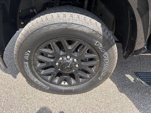 Used 2026 RAM 3500 Limited AWD/4WD image 27