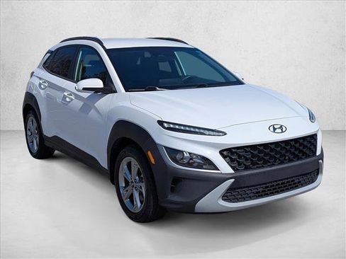 Used 2022 Hyundai Kona SEL w/ Cargo Package AWD/4WD image 3