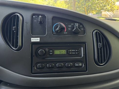 Used 2007 Ford E-150 and Econoline 150 image 27