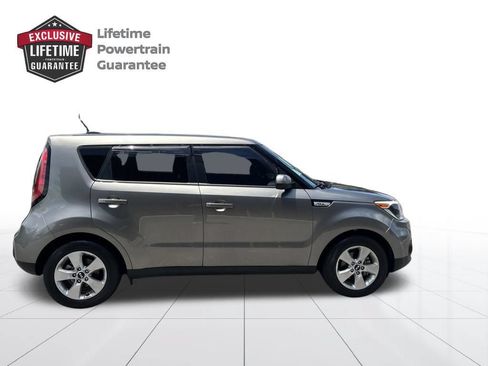 Used 2019 Kia Soul FWD image 6